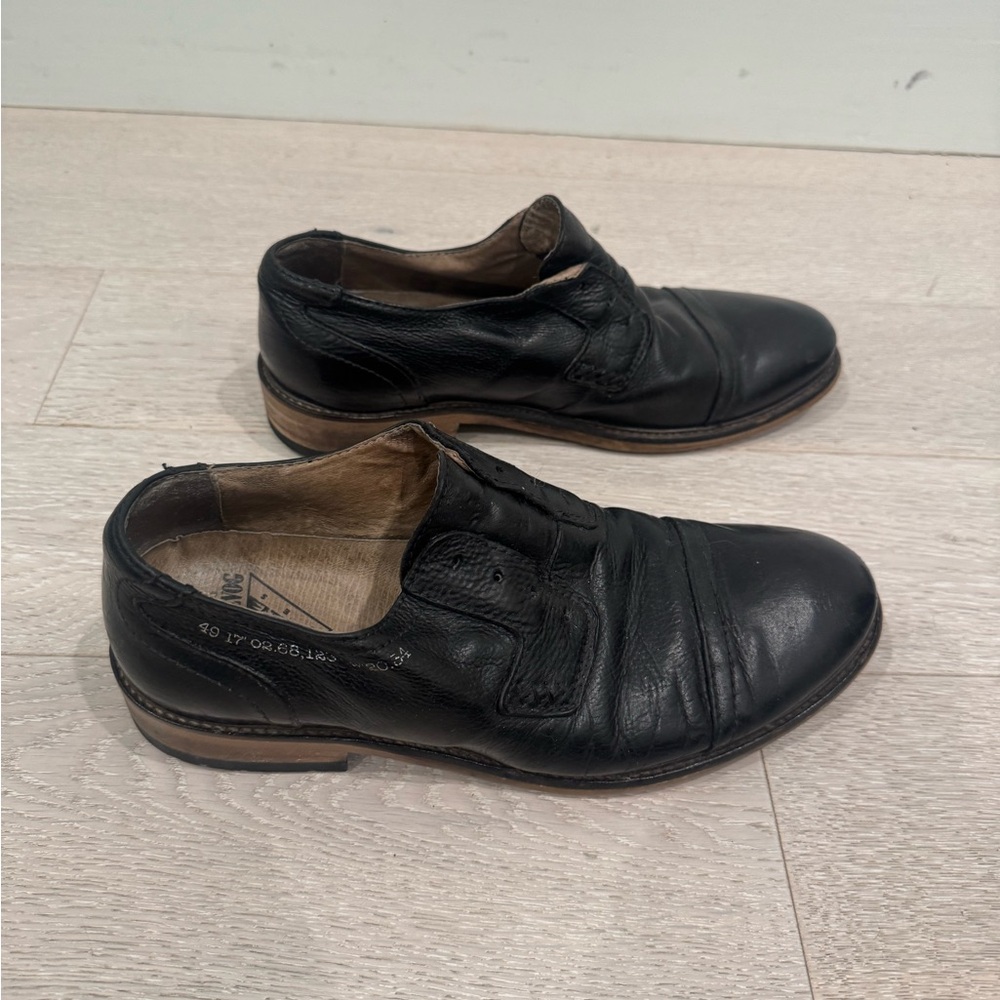 John Fluevog leather men’s vintage casual Oxford leather shoes